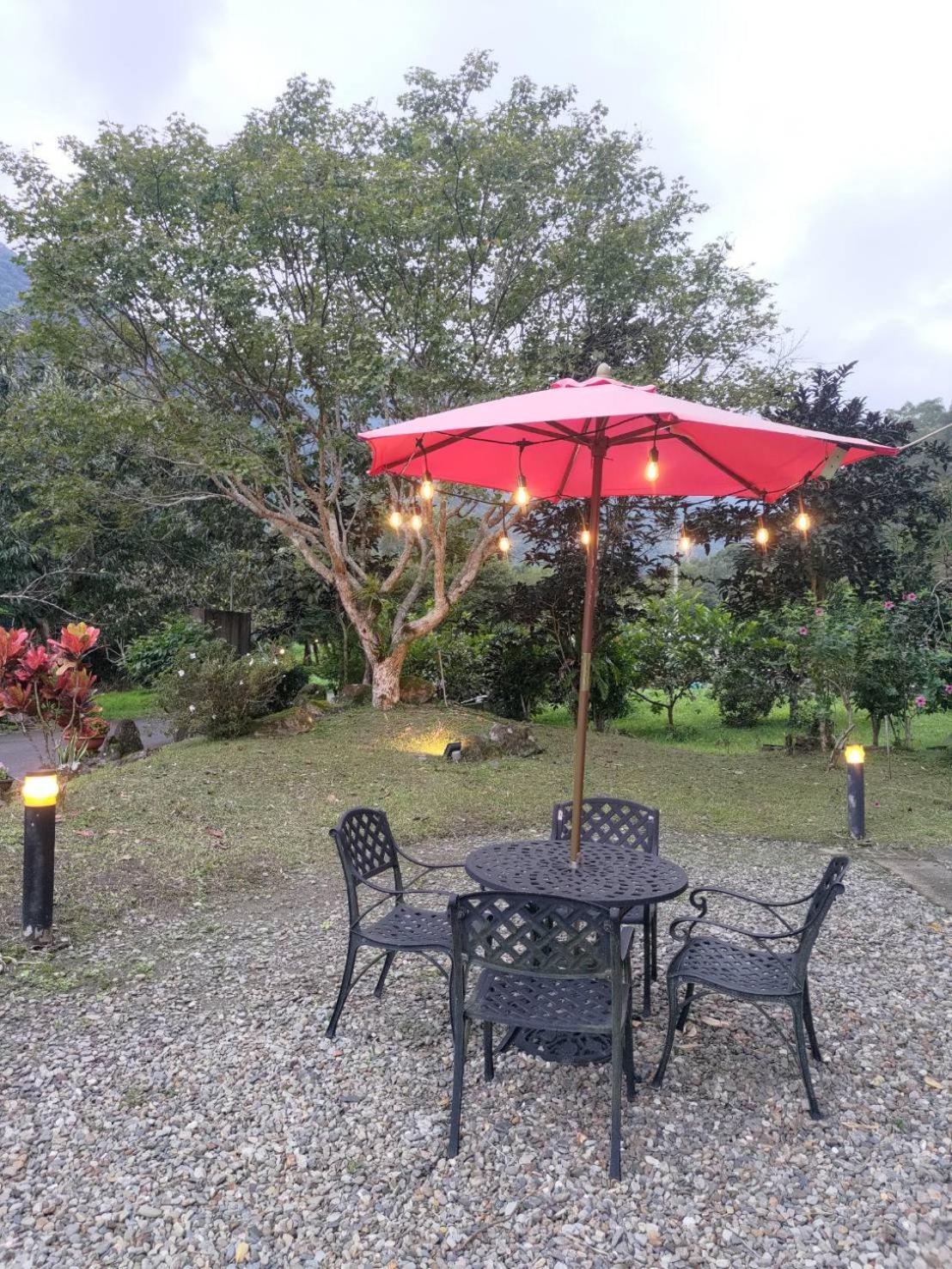 Left Bank Bnb Jiaoxi Buitenkant foto