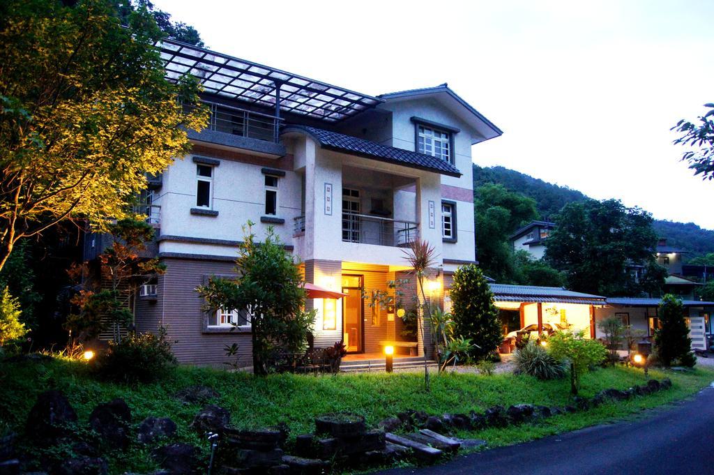 Left Bank Bnb Jiaoxi Buitenkant foto